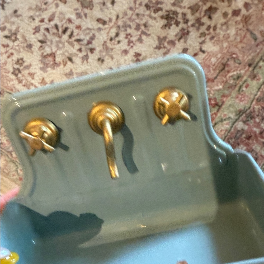 Vintage Style Green and Gold Soap Dish - Picture 5 of 9